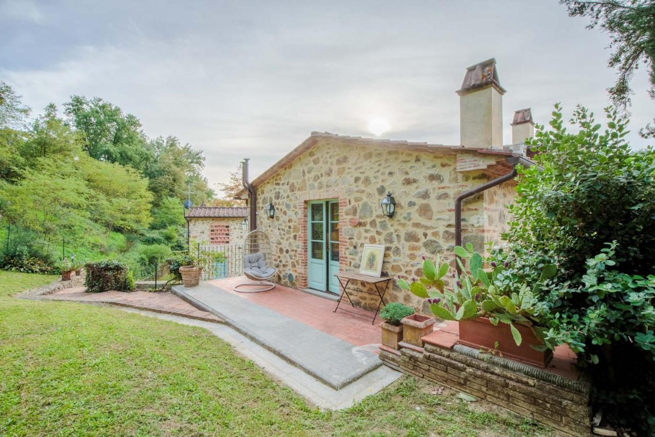 Villa Veranda, A Romantic Farmhouse With Pool Larciano Kültér fotó